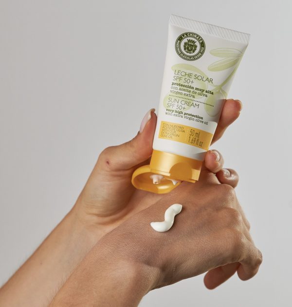 Mléko na Opalování na Obličej SPF 50+ s Extra Panenským Olivovým Olejem