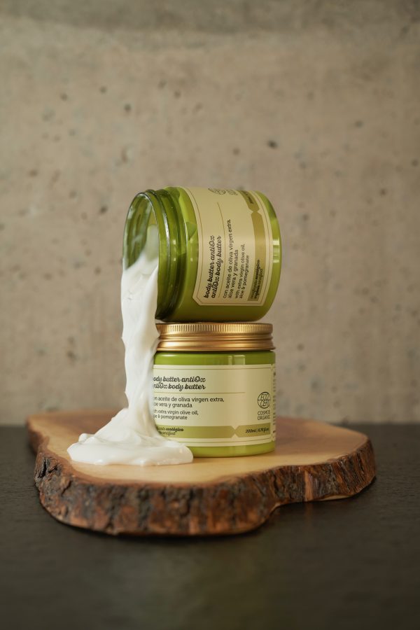_3IM8774 Antiox Tělové Máslo s Extra Panenským Olivovým Olejem, Aloe Vera a Granátovým Jablkem OLIVITA