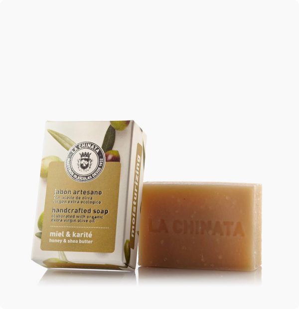jabon-artesano-miel-y-karite-con-aceite-de-oliva-virgen-extra-ecologico-la-chinata.jpg Ručně Vyráběné Hydratační Mýdlo S Medem A Karité