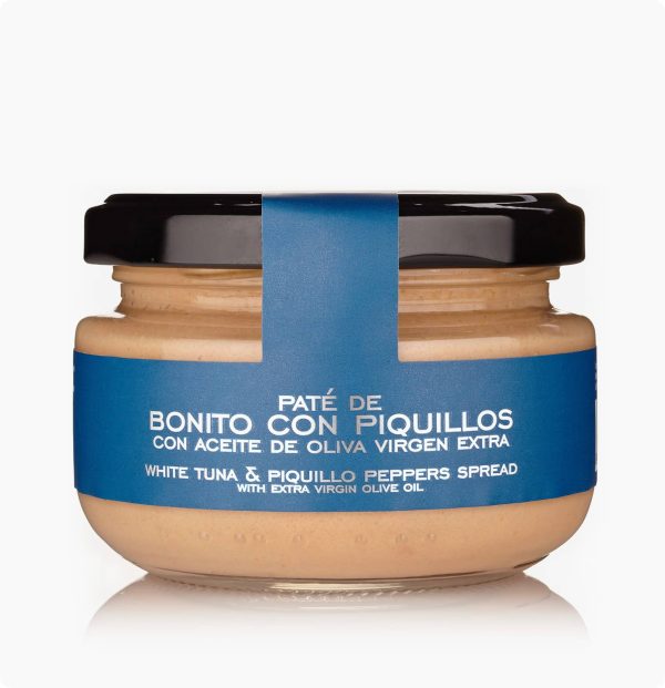 pate-de-bonito-con-piquillos-con-aceite-de-oliva-virgen-extra-la-chinata.jpg Paštika Z Bílého Tuňáka S Červenou Paprikou i Extra Panenským Olivovým Olejem