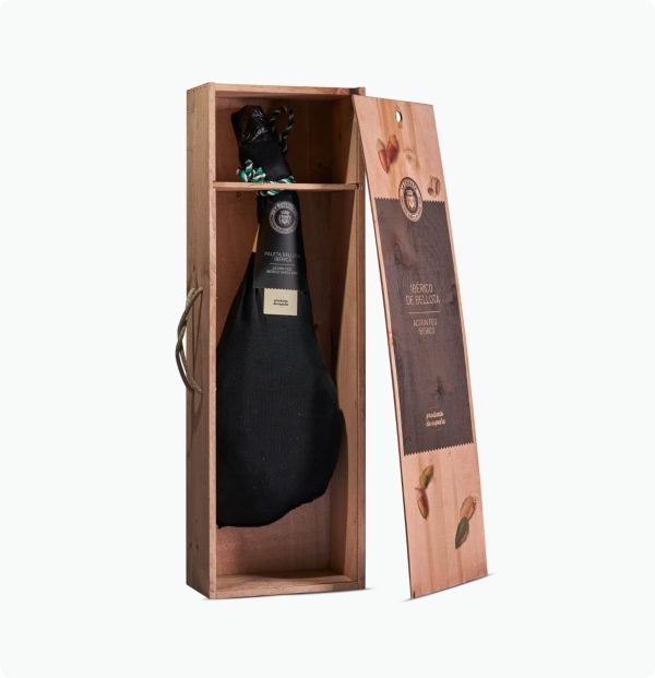 paleta Šunka Ramínko z Prasat Krmených Žaludy 50% Iberského Plemene s Kostí (Paleta de Bellota Ibérica)