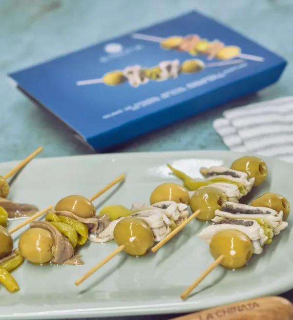 Gildas Špíz z Papriček Piparrasu, Ančoviček, "Boquerones" a z Oliv v Extra Panenském Olivovém Oleji